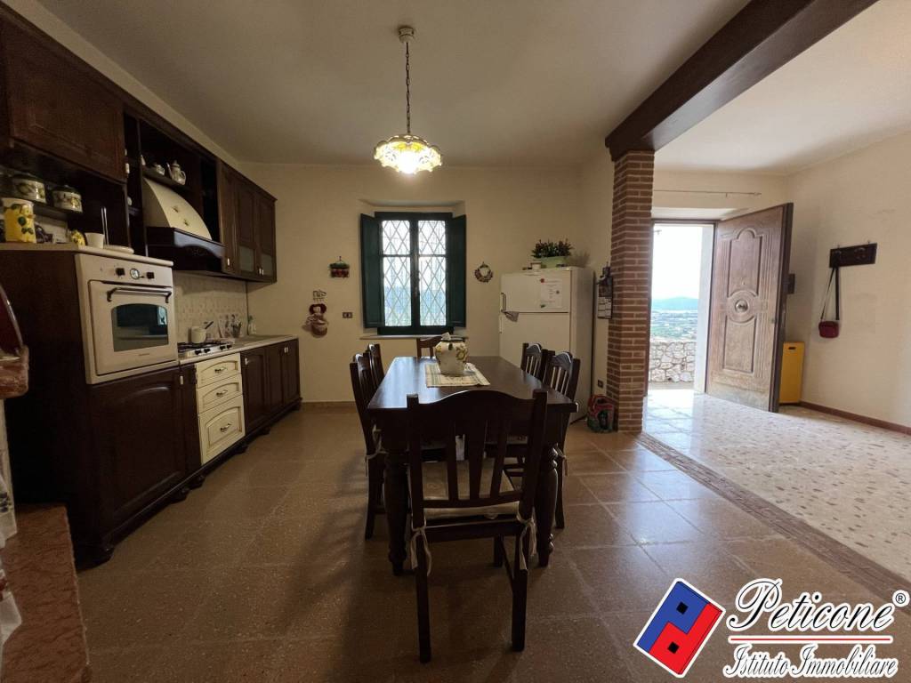 Casa indipendente a Fondi in VIA VALLE VIGNA - Foto 4