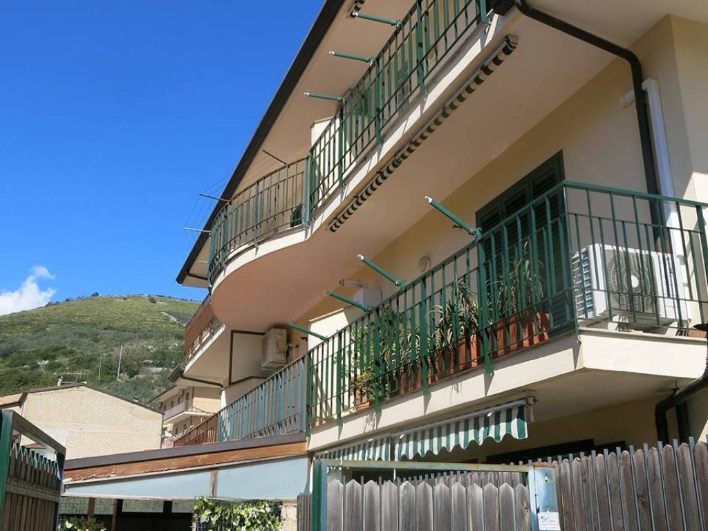 Villa a Fondi in Via ripa - Foto 2