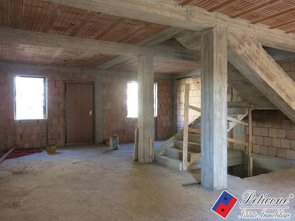 Villa a Fondi in Via Danimarca - Foto 5