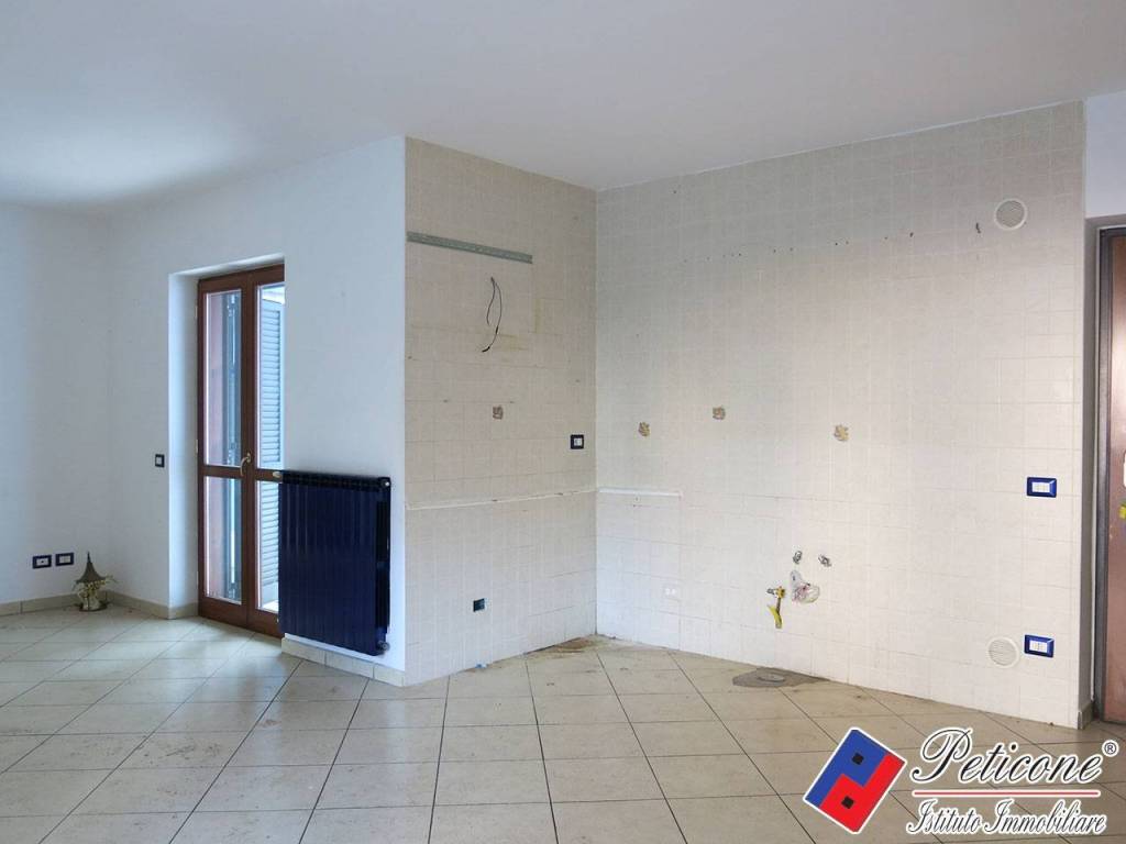 Appartamento a Fondi in Via Silvio Liguori - Foto 4