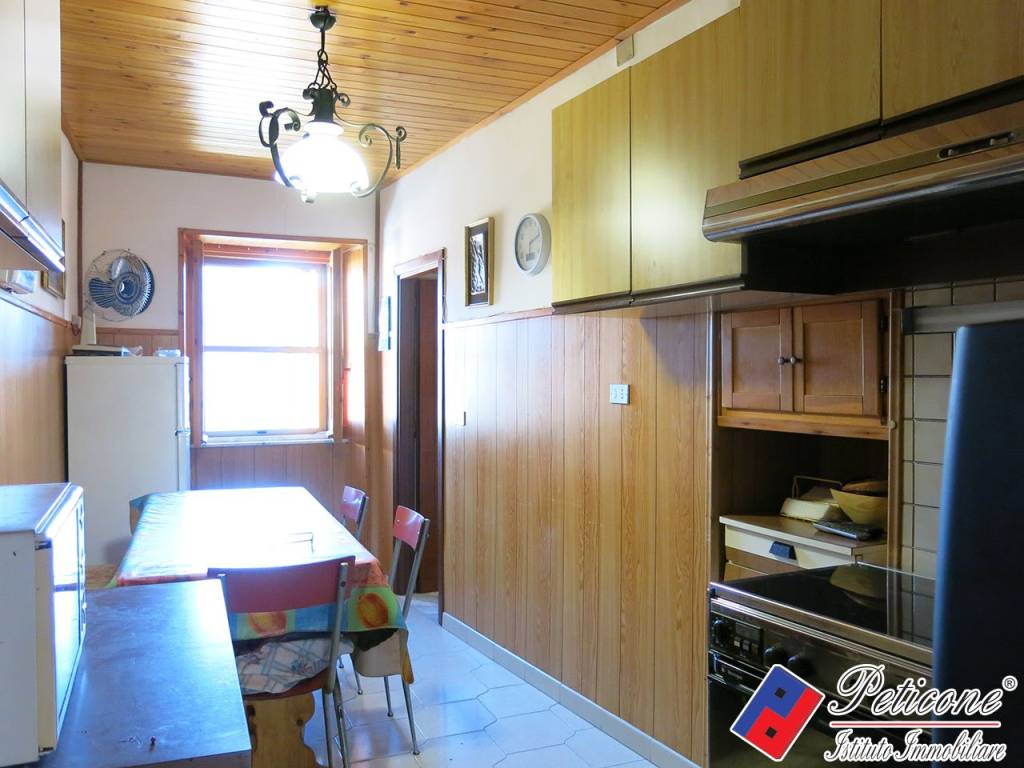 Appartamento a Lenola in Via Impero Romano - Foto 4