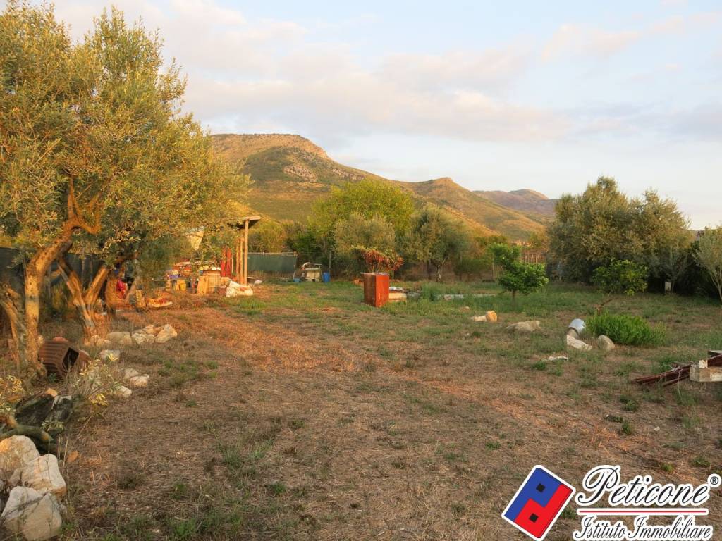 Terreno a Fondi in Via del Tirozzo, 31 - Foto 4