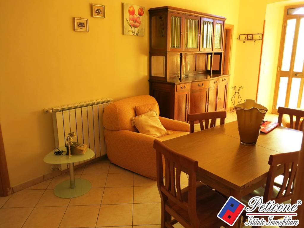 Appartamento a Campodimele in Viale Glorioso, 16 - Foto 2