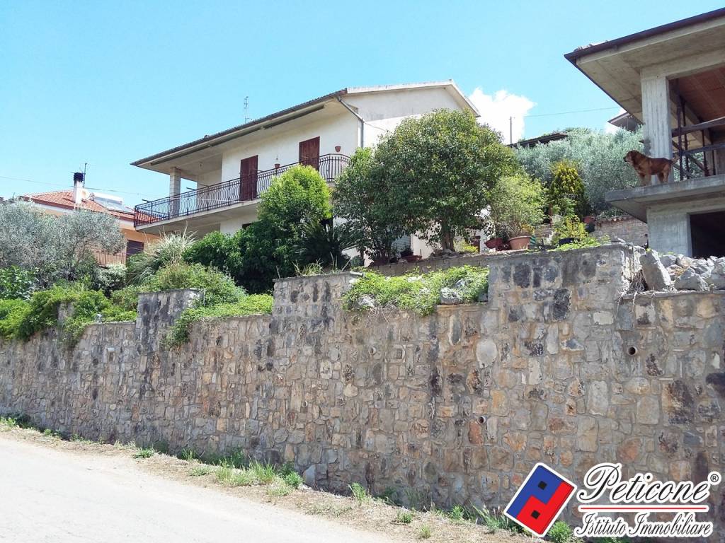 Villa a Fondi in Via Pantanello - Foto 2