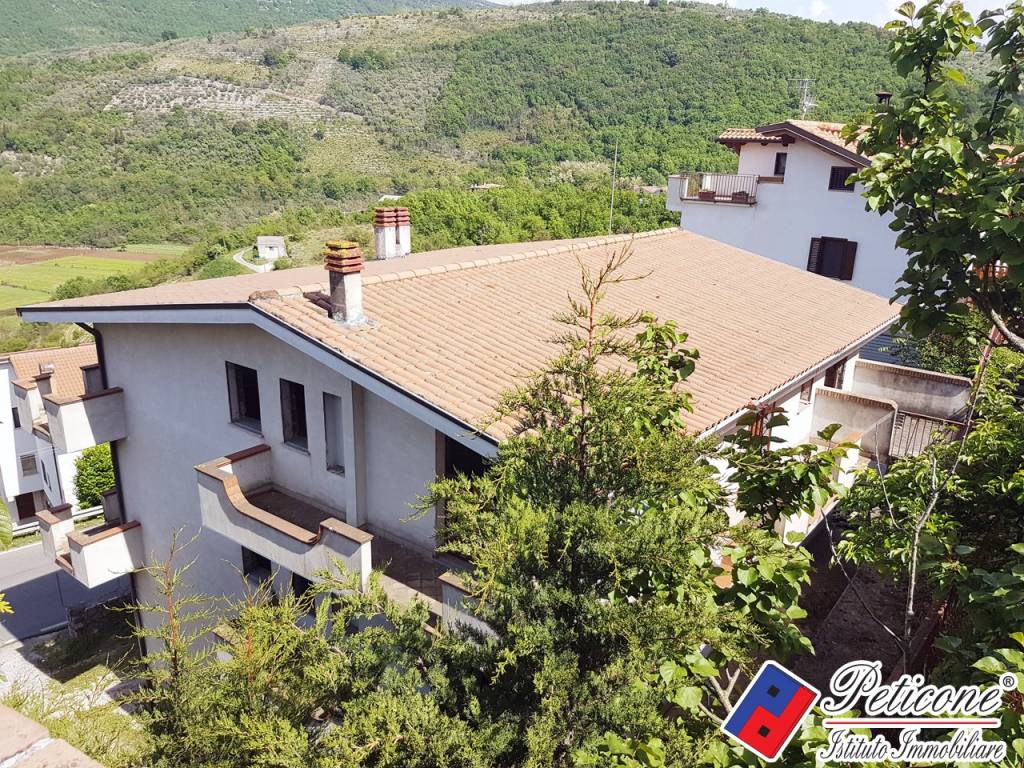 Villa a Lenola in Via Pietra dei Corvi, 12 - Foto 2
