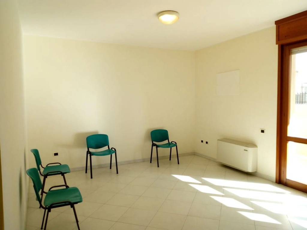 Immobile a Quartu sant'elena in Via Dante S.N.C. - Foto 4