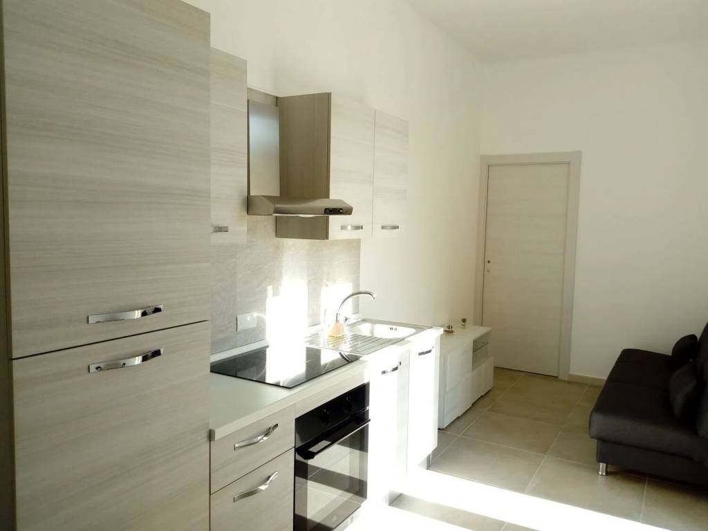 Appartamento a Quartu sant'elena in Piazza Iv Novembre, 2 - Foto 2