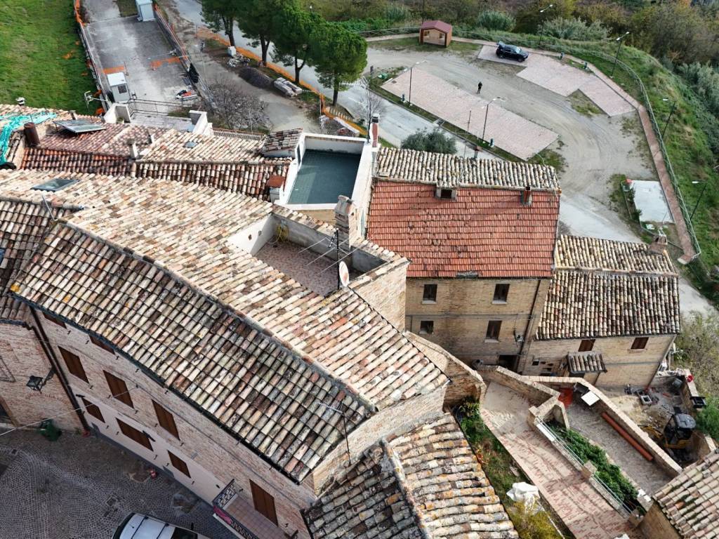 Casa indipendente a Castignano in Via Stringone - Foto 4