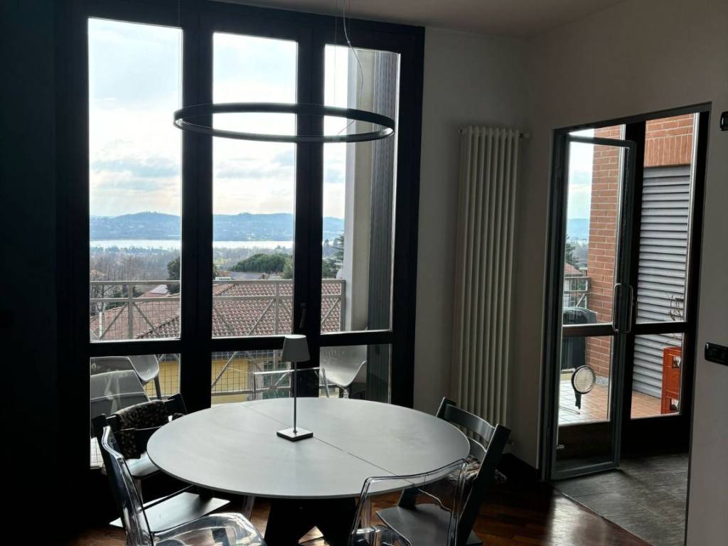 Appartamento a Varese in Via Cantoreggio - Foto 2