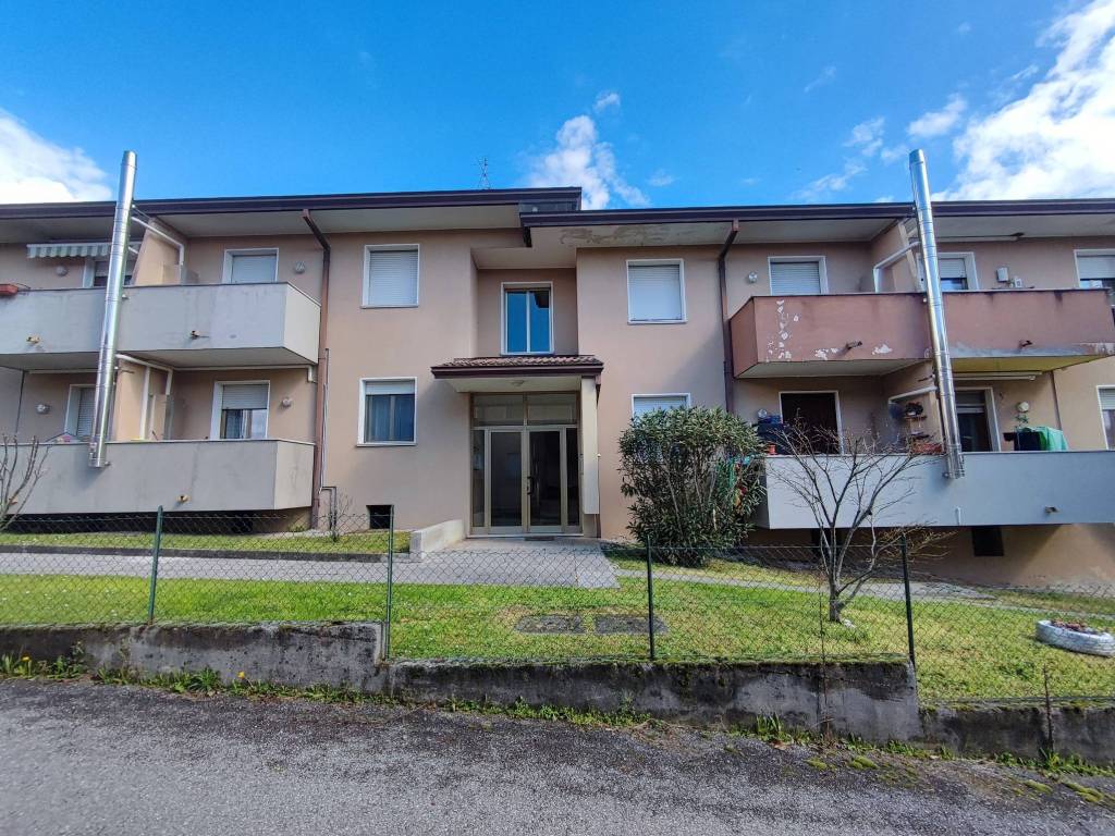 Appartamento a Aviano in Via Gian Giuseppe Liruti, 14 - Foto 4