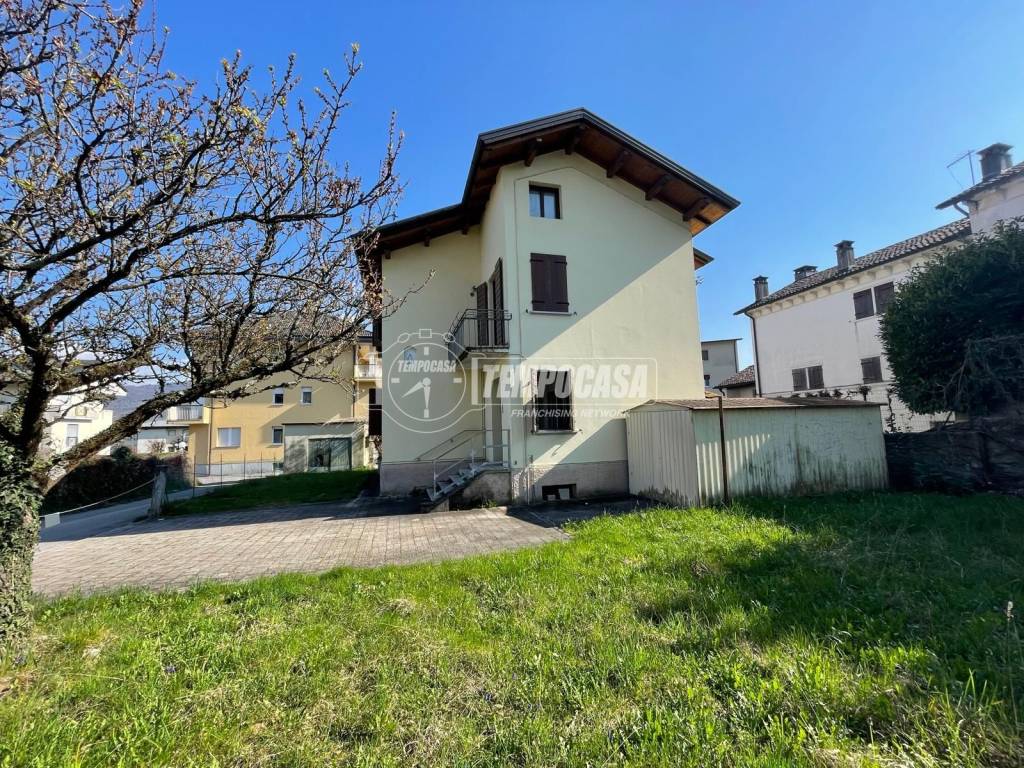 Casa indipendente a Belluno in Via Antonio della Lucia 8 - Foto 2