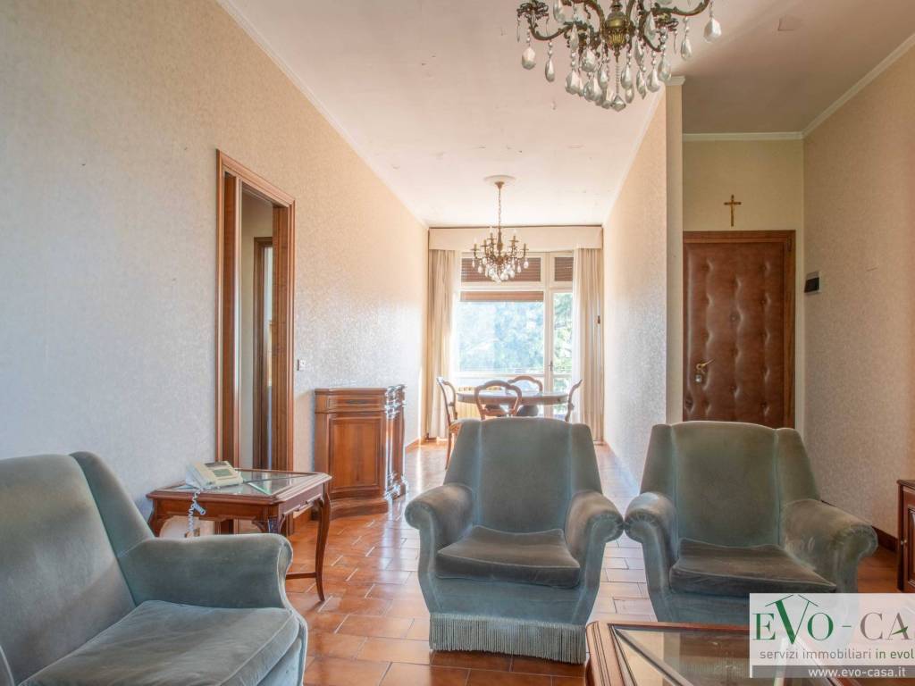 Appartamento a Busto arsizio in Via 5 Giornate, 10 - Foto 2