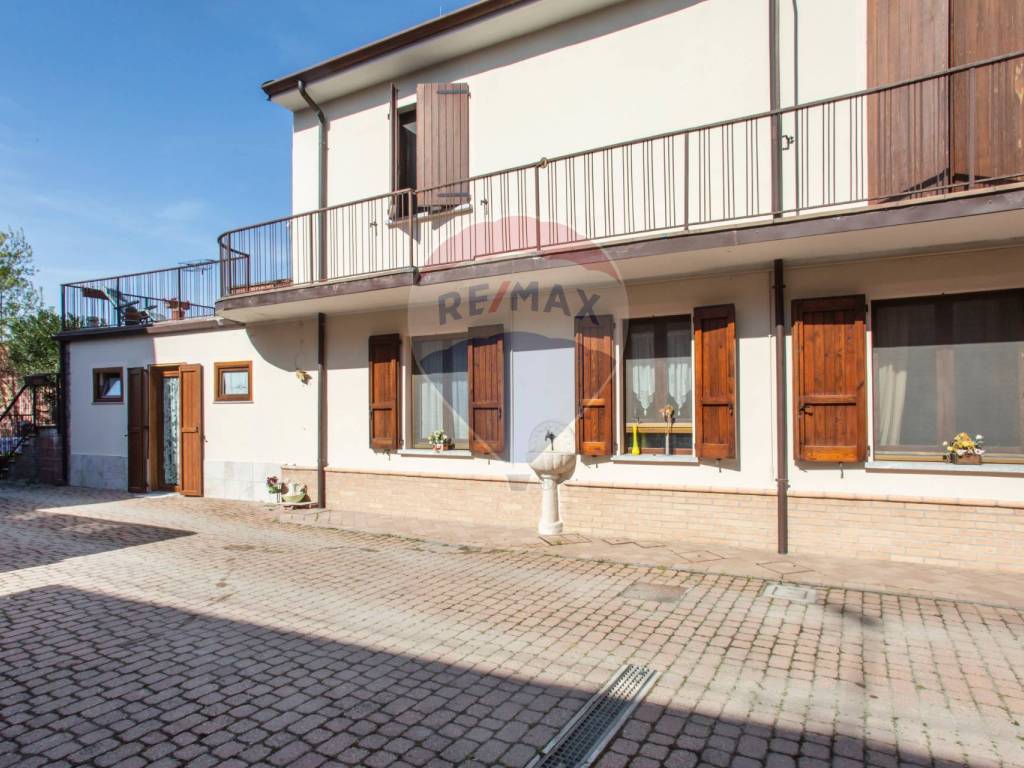 Casa indipendente a Broni in via contardo ferrini, 75 - Foto 2