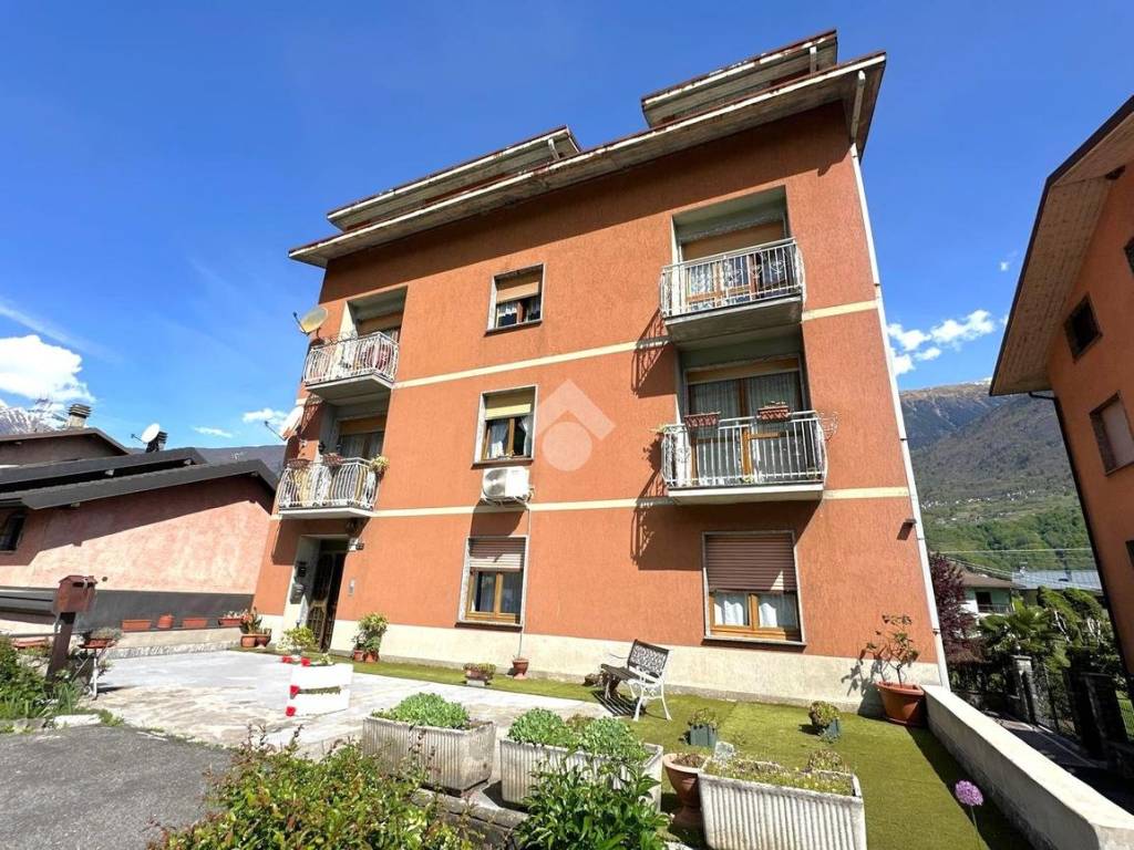Appartamento a Colorina in Via nazionale, 32 - Foto 2