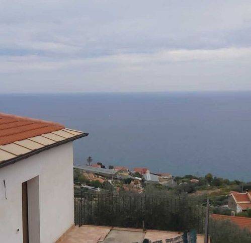Villa a Cipressa in Regione Leschea - Foto 3