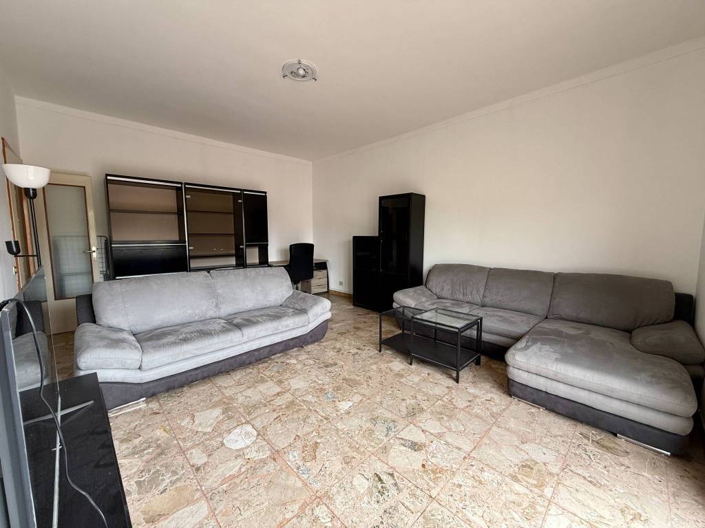 Appartamento a Cremona in Via Angelo Massarotti, 77 - Foto 2