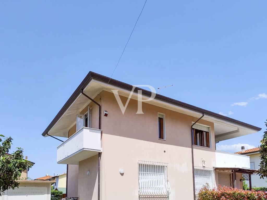 Appartamento a Pietrasanta in Via Eritrea, 23 - Foto 5