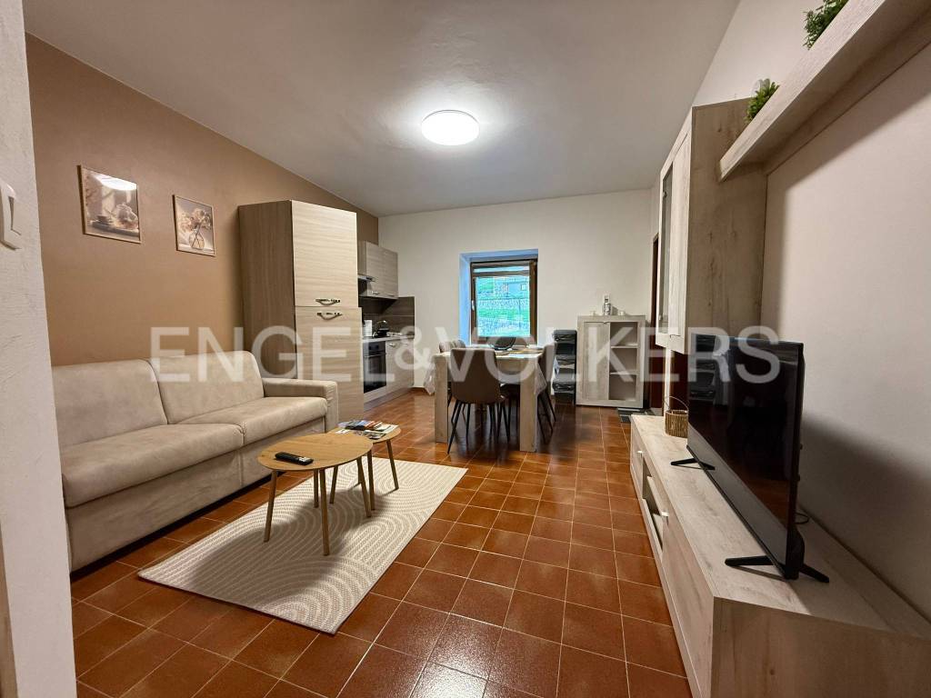 Appartamento a Vallelaghi in Piazza Don Eugenio Plotegher, 2 - Foto 2