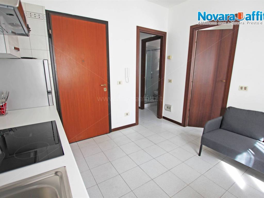 Appartamento a Novara in Via Papa Sarto - Foto 3