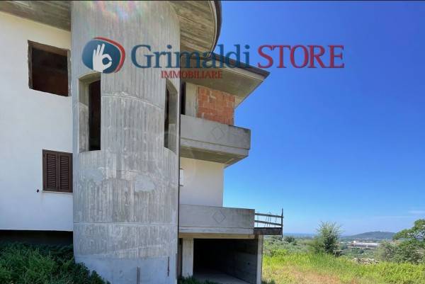 Palazzo / stabile a Latina - Foto 2