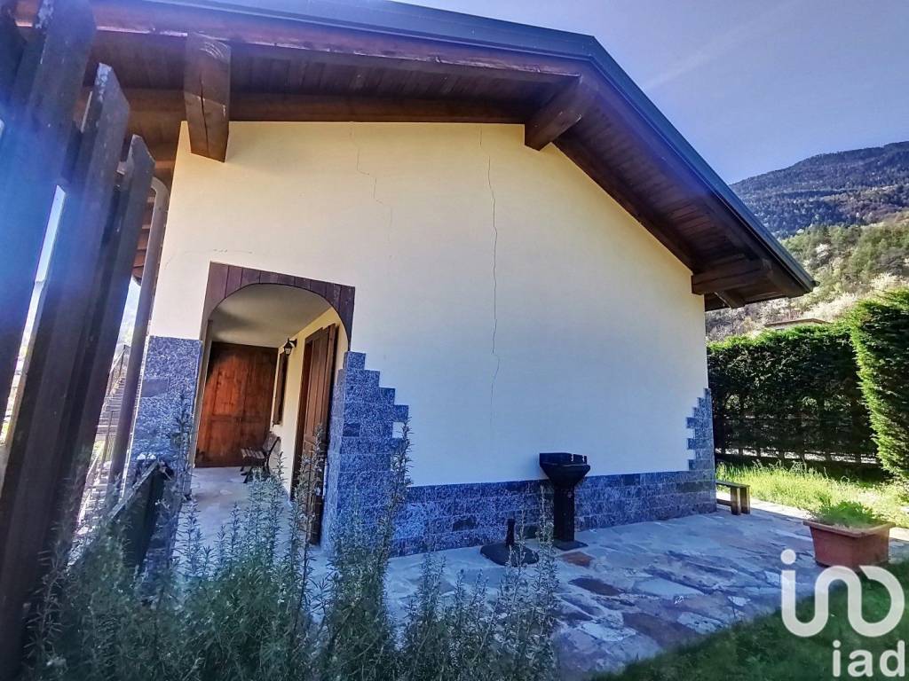 Appartamento a Pontey in Via Lassolaz - Foto 2