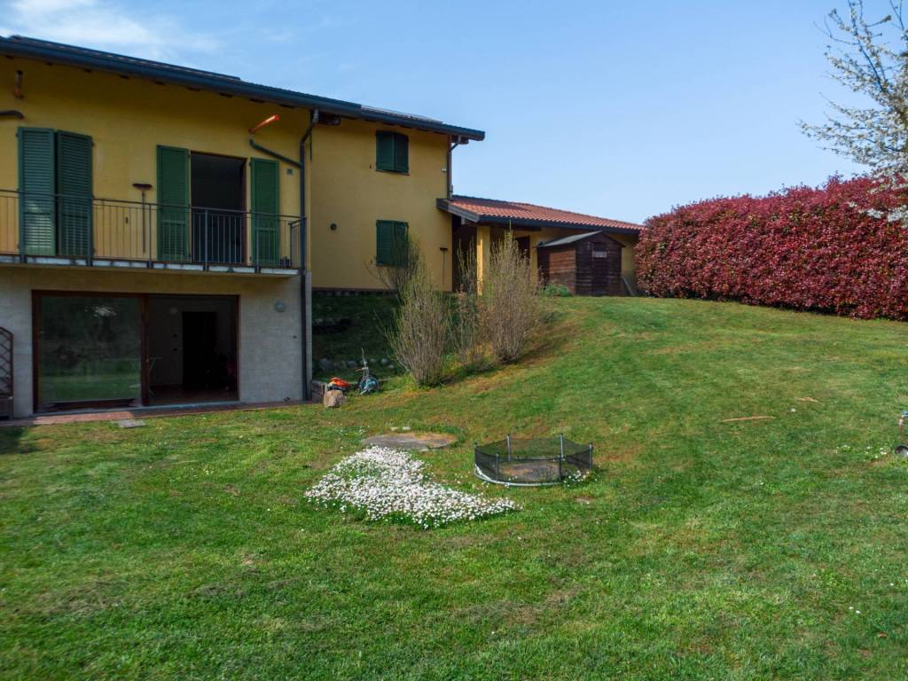 Villa a Sesto calende in Via Sasso della Pedana - Foto 3