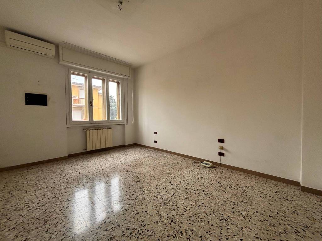 Appartamento a Firenze in Via Coppo di Marcovaldo, 20 - Foto 2