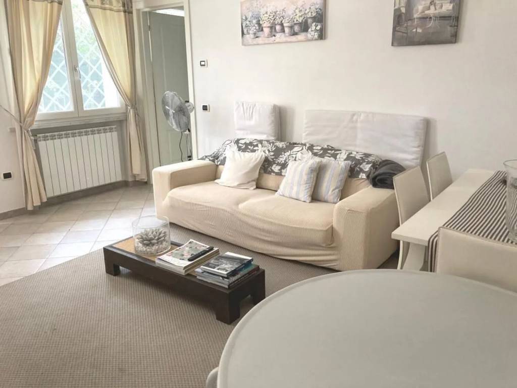 Villa a Forte dei marmi in Via Scassicarli - Foto 2