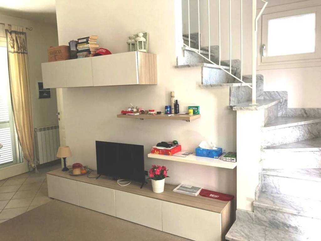 Villa a Forte dei marmi in Via Scassicarli - Foto 3