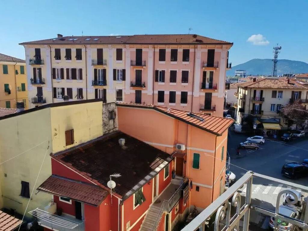 Appartamento a La spezia in Via Buonviaggio, 17 - Foto 3