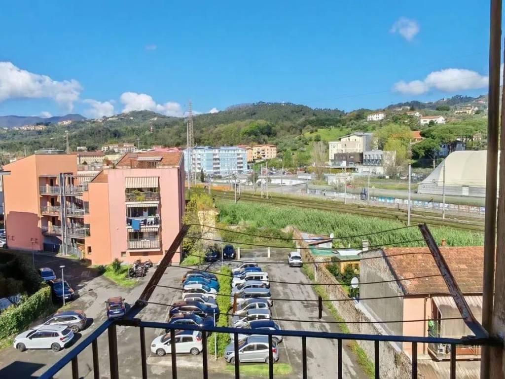 Appartamento a La spezia in Via Buonviaggio, 17 - Foto 5