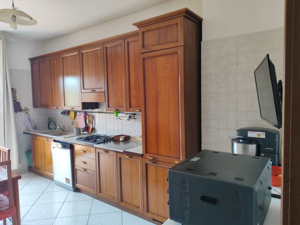 Appartamento a Catanzaro in Via Contrada Janò - Foto 4