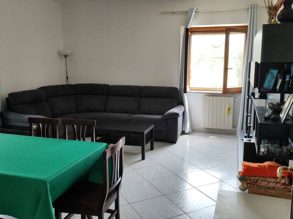 Appartamento a Catanzaro in Via Contrada Janò - Foto 5