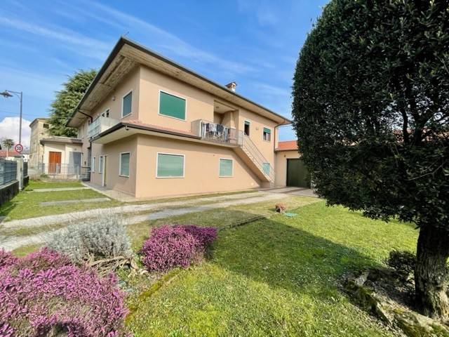 Villa a Isola vicentina in Via Giavomo Zanella - Foto 4
