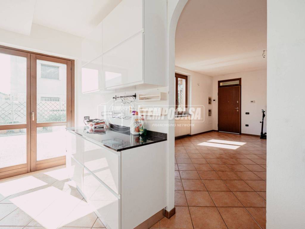 Casa indipendente a Mortara in Strada Vecchia di Galliate 17 - Foto 2