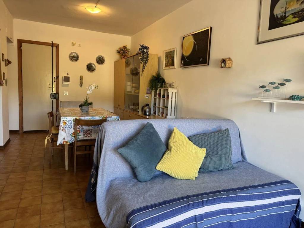 Appartamento a San vincenzo in Via Giuseppe Di Vittorio, 2 - Foto 3