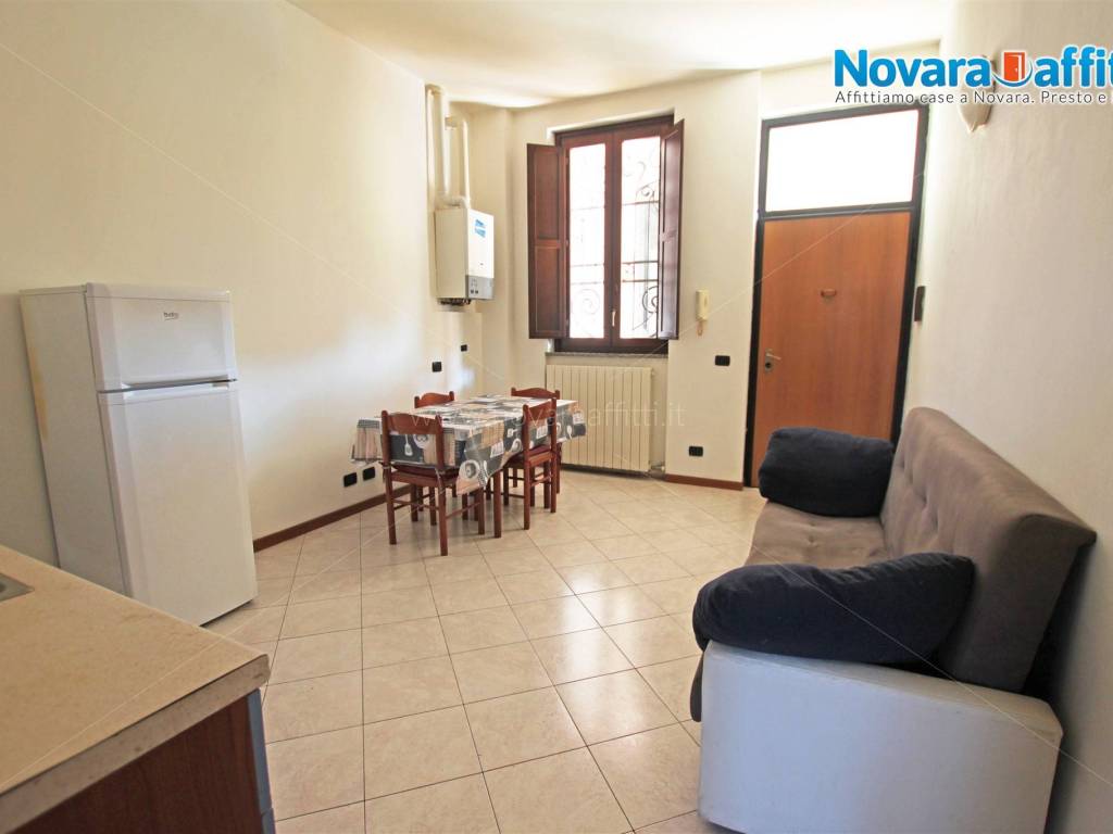 Appartamento a Novara in Via Pontida - Foto 4