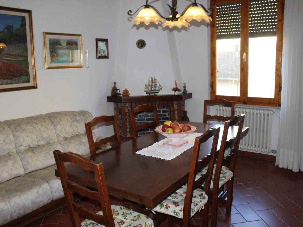 Appartamento a Poggibonsi in Via Pisana - Foto 3