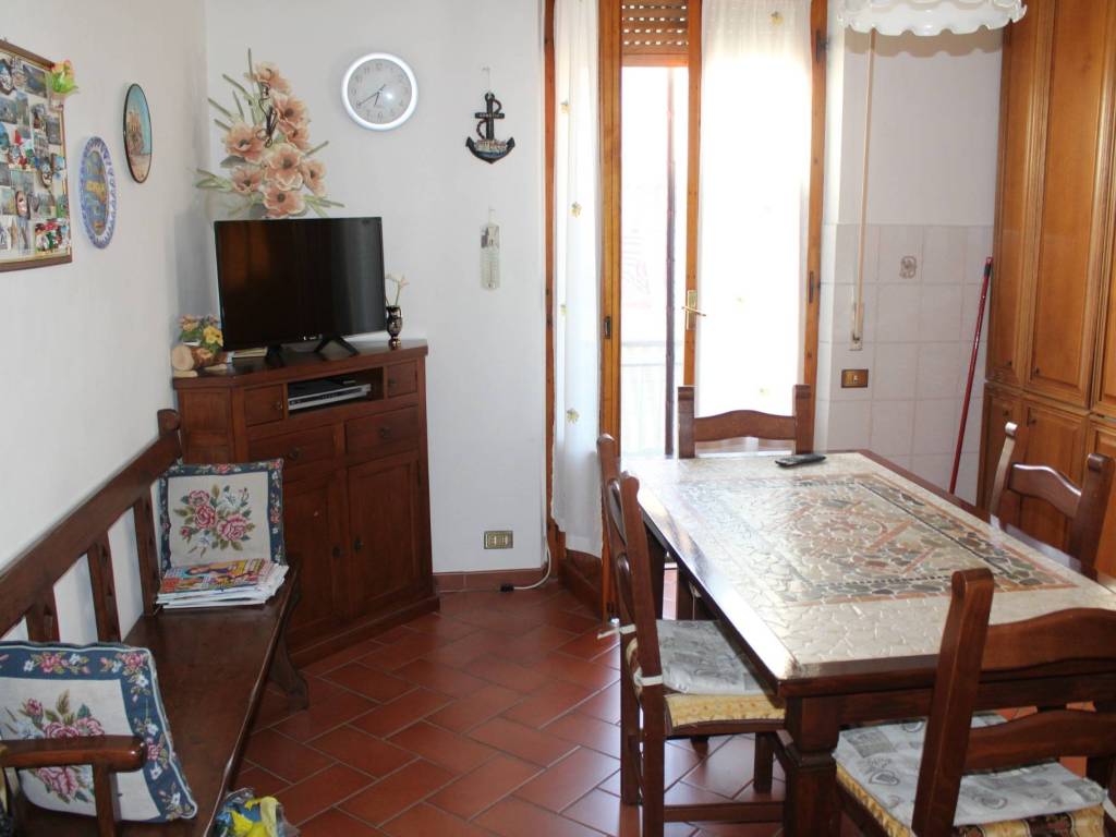 Appartamento a Poggibonsi in Via Pisana - Foto 4