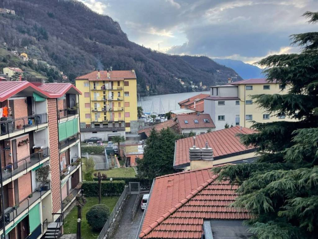 Appartamento a Bellano in VIA PAPA GIOVANNI XXIII, 12 - Foto 2