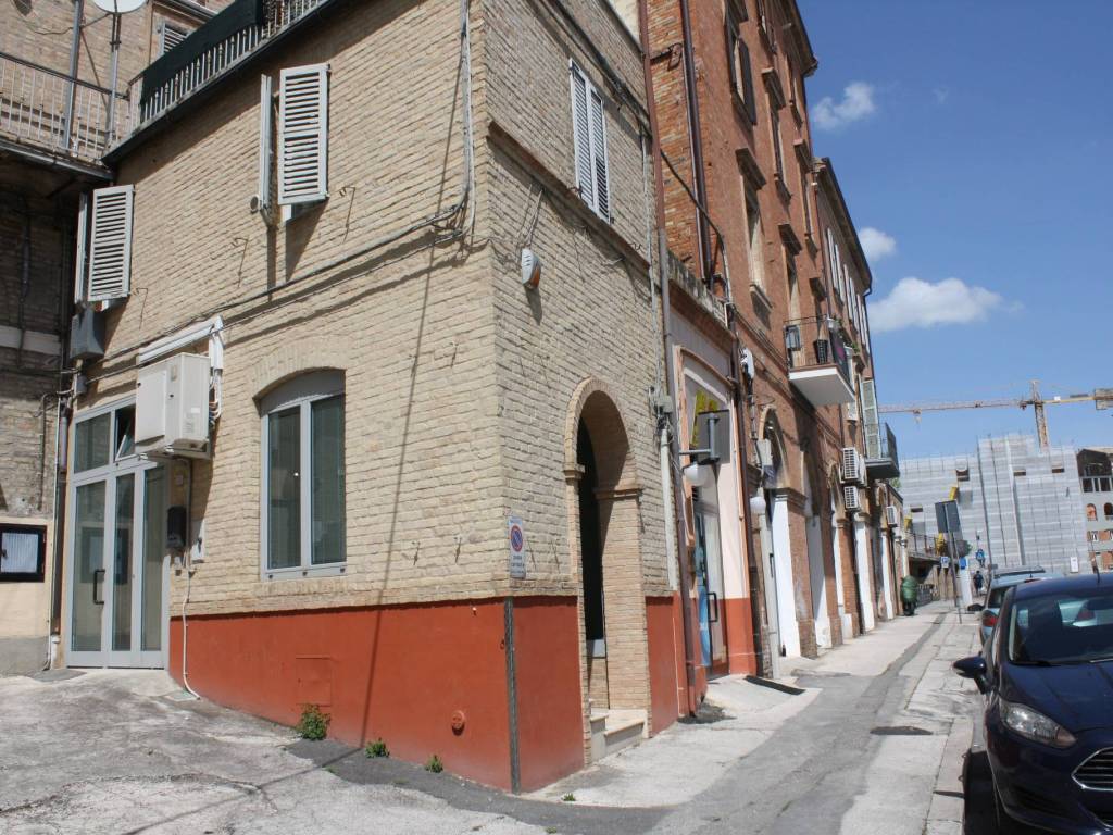 Immobile a Macerata in Via Roma - Foto 2