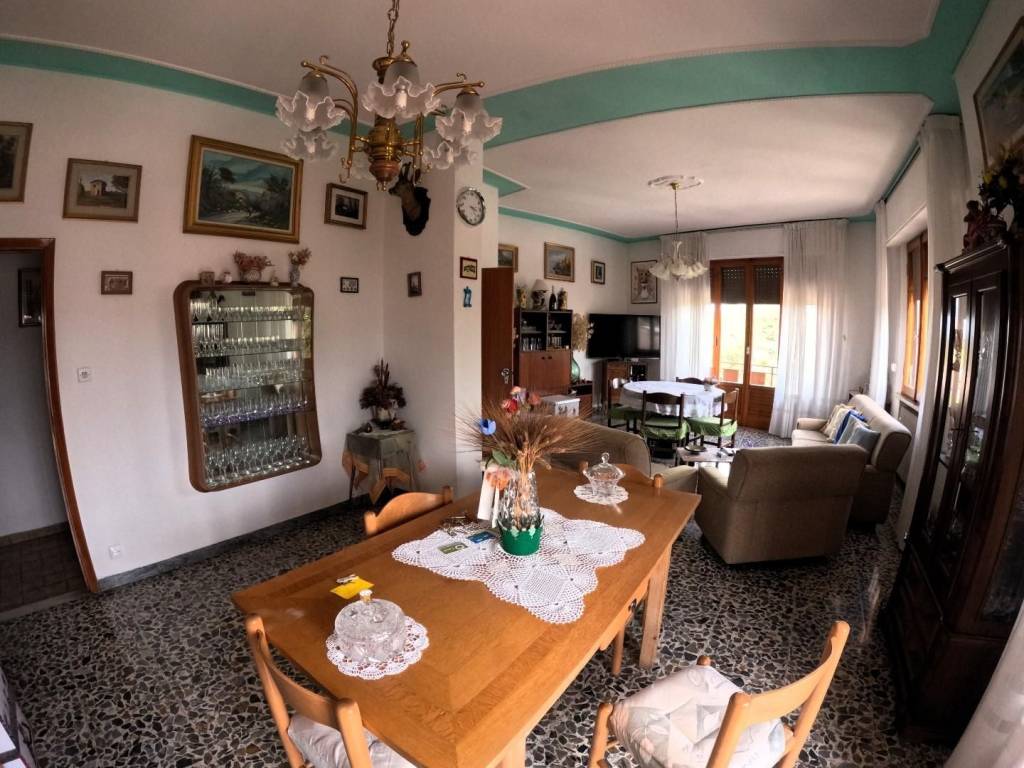 Appartamento a Colle di val d'elsa in Via 25 Aprile - Foto 4