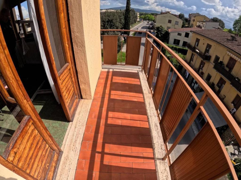 Appartamento a Colle di val d'elsa in Via 25 Aprile - Foto 5