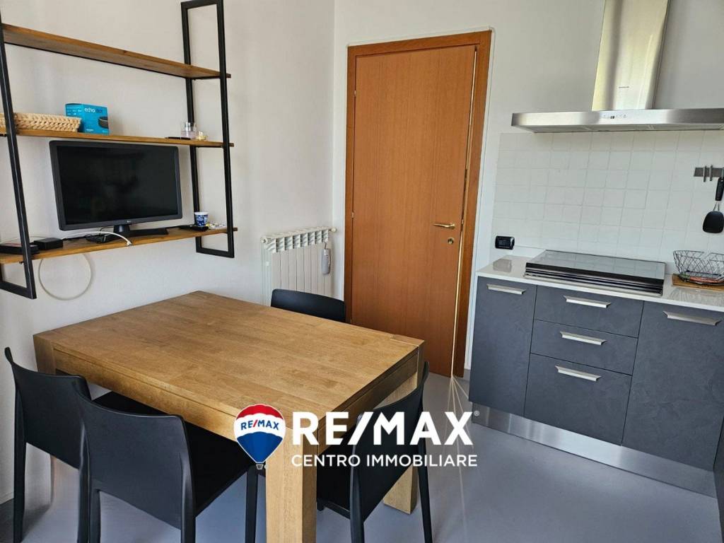 Appartamento a Varese in Via Carnia - Foto 4