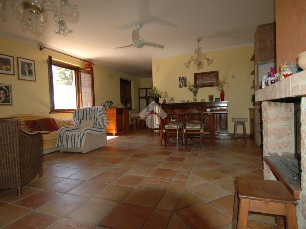Appartamento a Nocera umbra in VOCABOLO MONINA, 14 - Foto 4