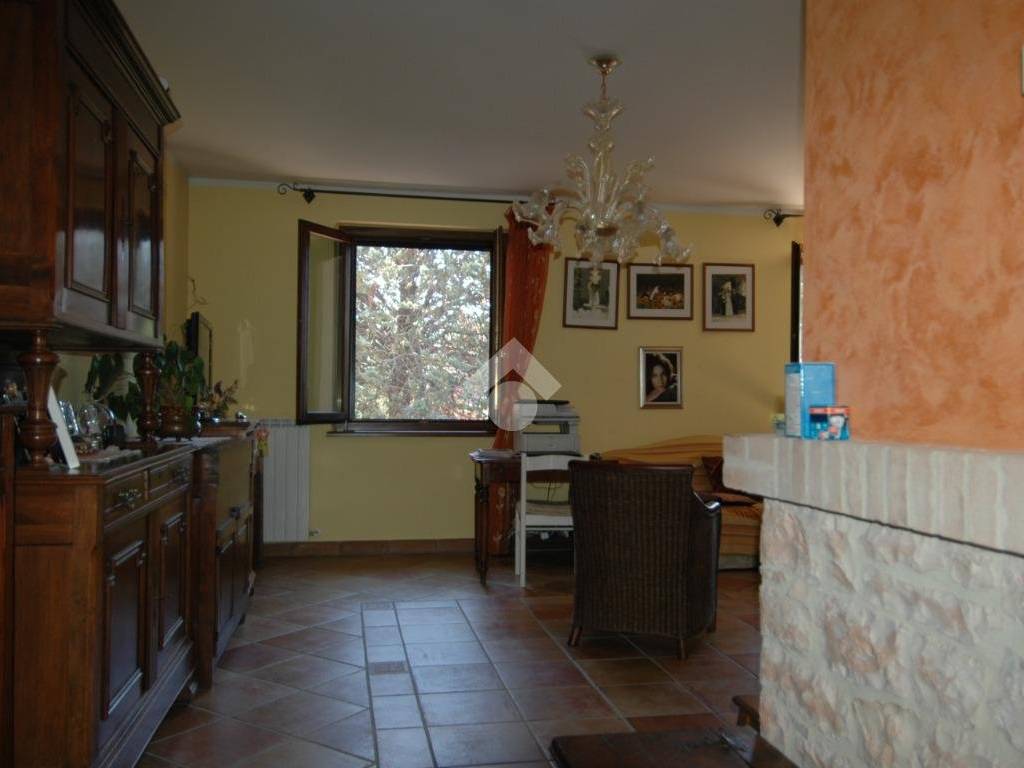 Appartamento a Nocera umbra in VOCABOLO MONINA, 14 - Foto 5