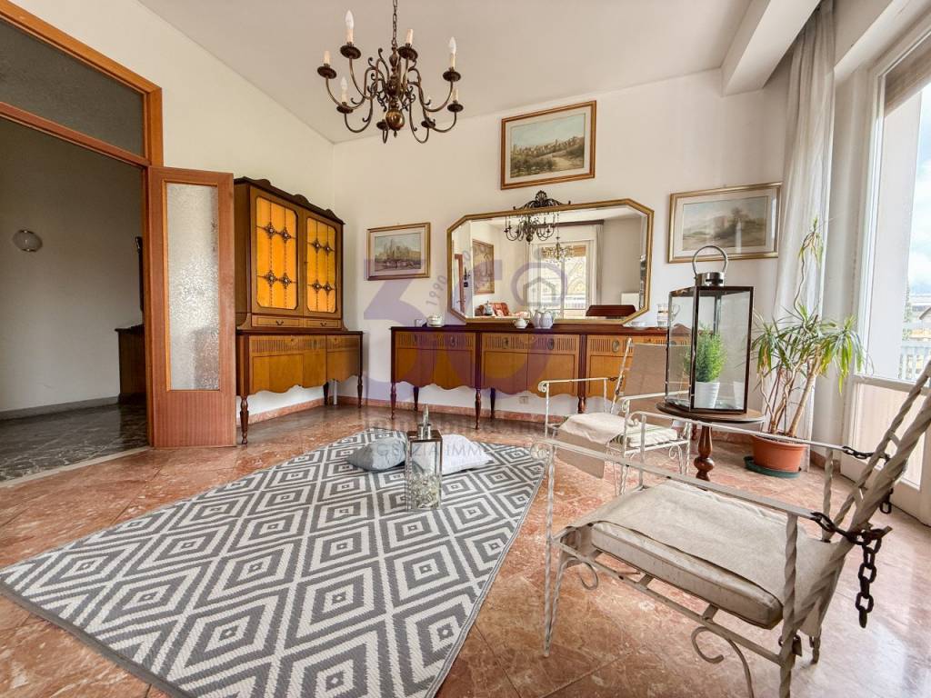 Appartamento a Arezzo in Piazza Saione - Foto 4