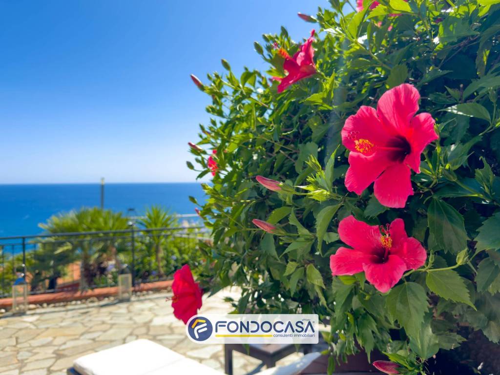 Casa indipendente a Andora in Via Orizzonte, 34 - Foto 3