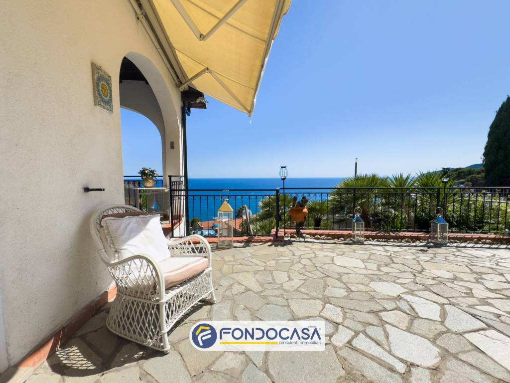 Casa indipendente a Andora in Via Orizzonte, 34 - Foto 4