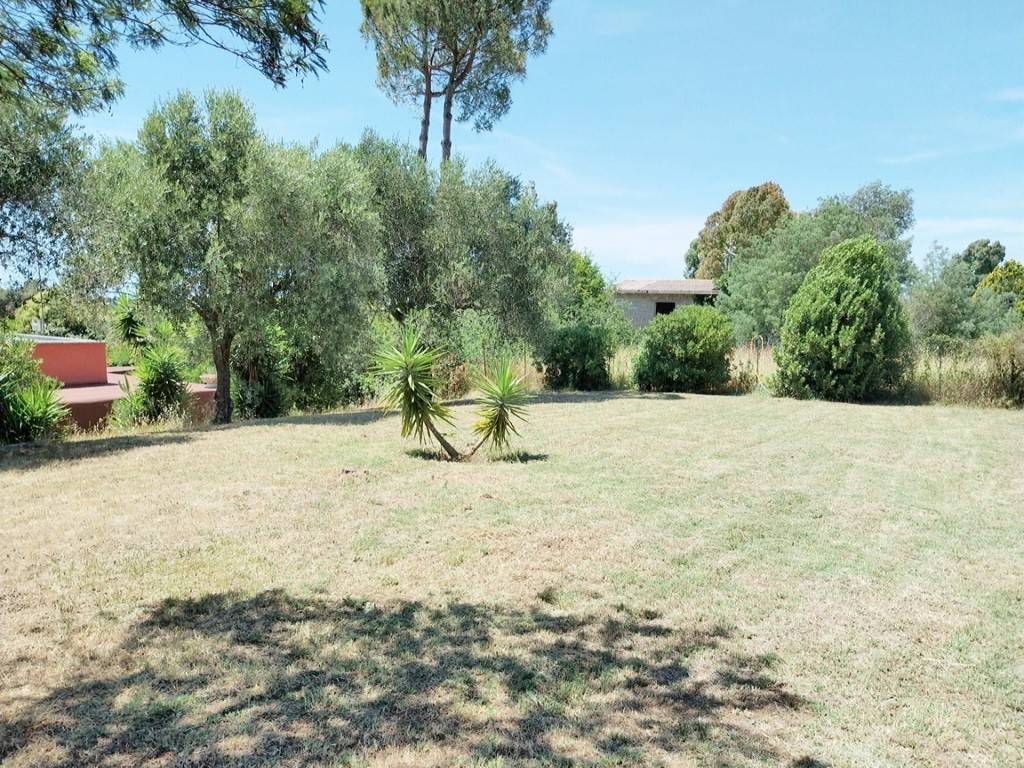Villa a Aprilia in Via Basento - Foto 4